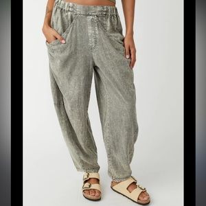 Free people XS basil Pants